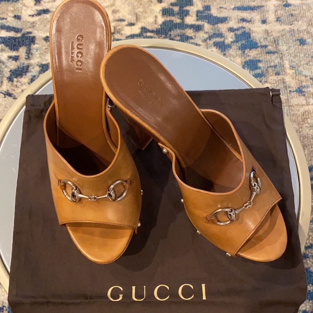 Gucci wooden platform knockouts